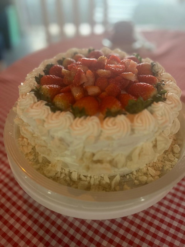 Torta de Morango com Nata